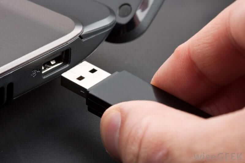 Problem Pendrive wird leer angezeigt zu beheben